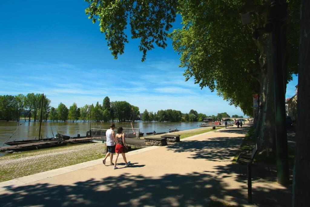 L'Authentique - Le Poirier Apartamento Orléans Exterior foto